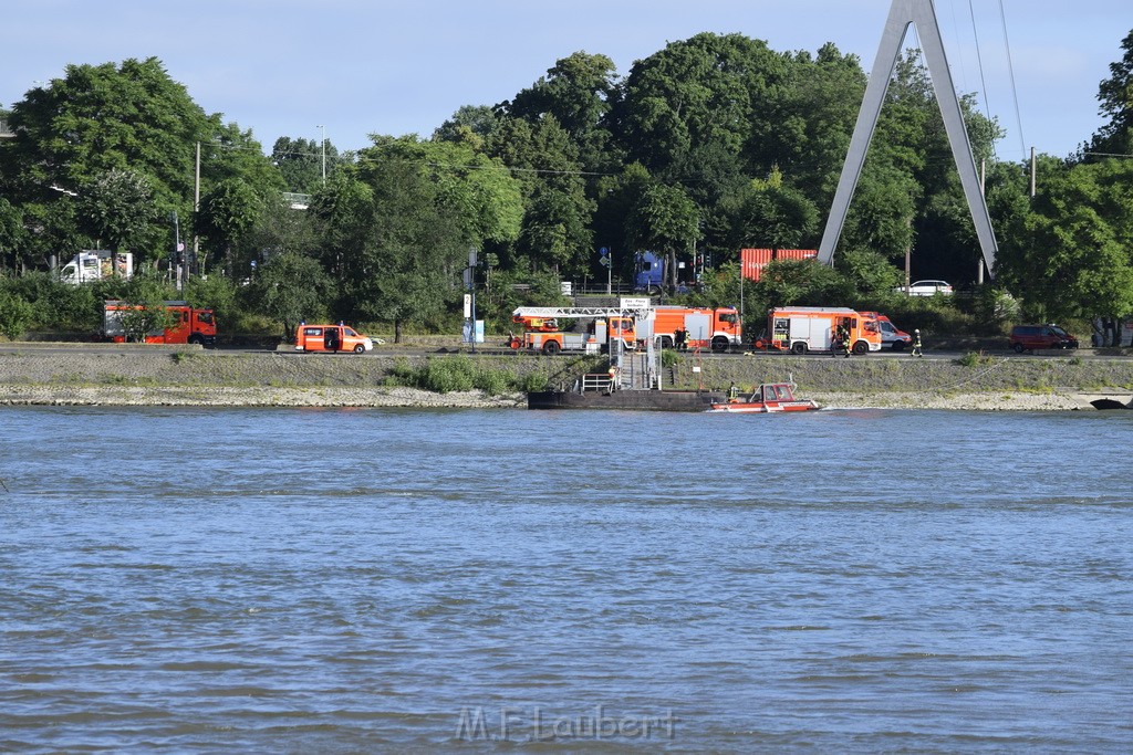 Schiff 1 Koeln in Hoehe der Koelner Zoobruecke P017.JPG - Miklos Laubert